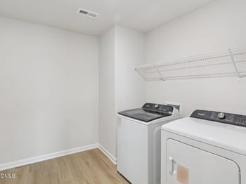 1210 Winding Spg Dr, Mebane, NC 27302