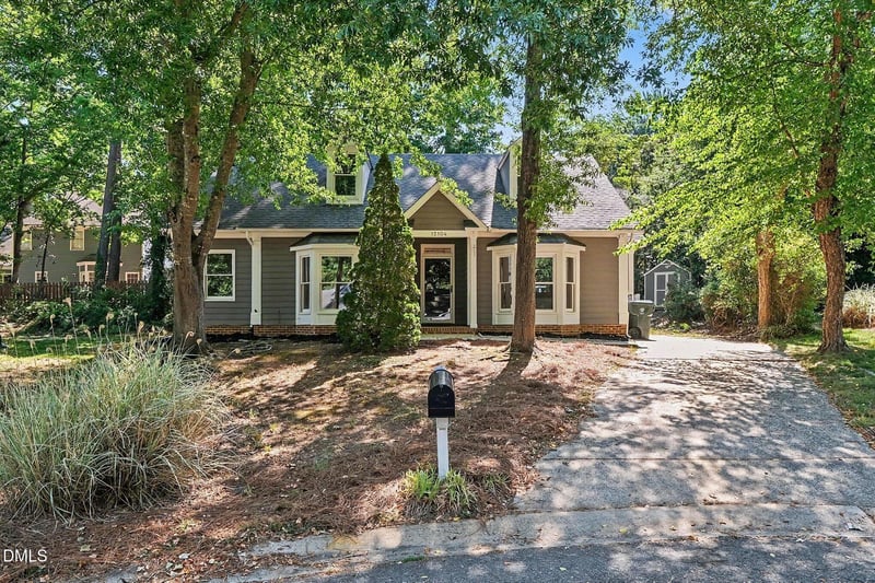 12104 Queensbridge Ct, Raleigh, NC 27613