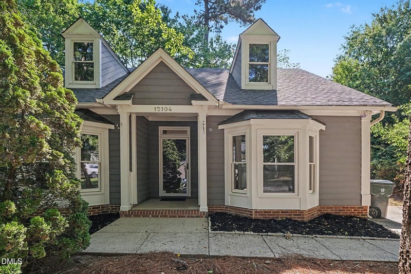 12104 Queensbridge Ct, Raleigh, NC 27613