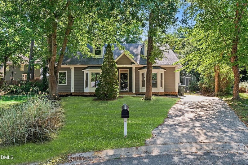12104 Queensbridge Ct, Raleigh, NC 27613