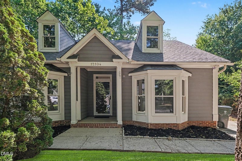 12104 Queensbridge Ct, Raleigh, NC 27613