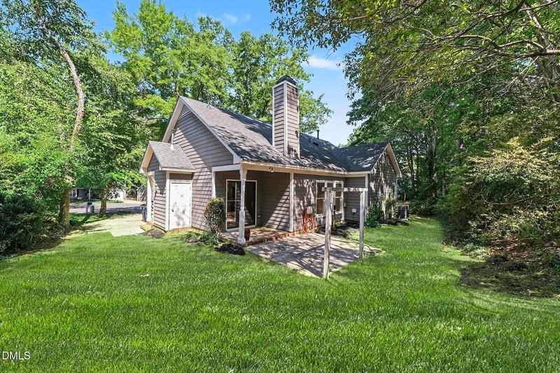 12104 Queensbridge Ct, Raleigh, NC 27613