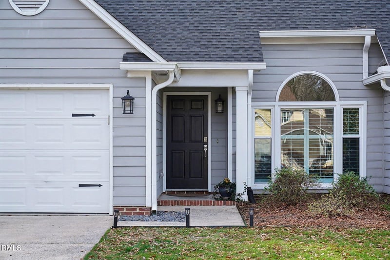 12105 Queensbridge Ct, Raleigh, NC 27613