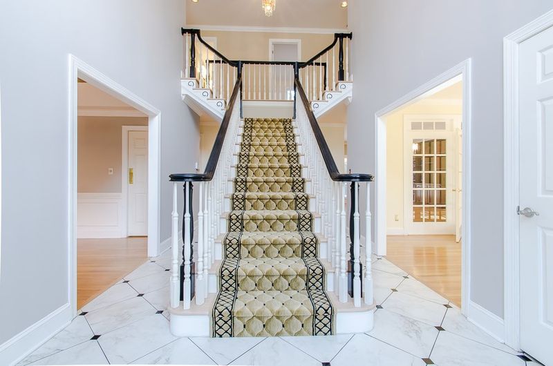 12108 Lockhart Ln, Raleigh, NC 27614