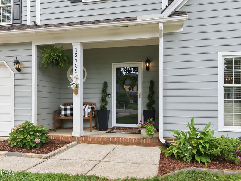 12109 Townmeade Ct, Raleigh, NC 27613