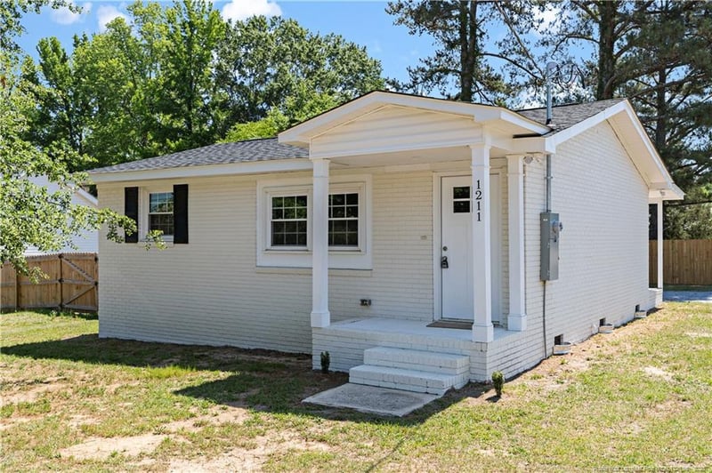 1211 1st St, Lillington, NC 27546