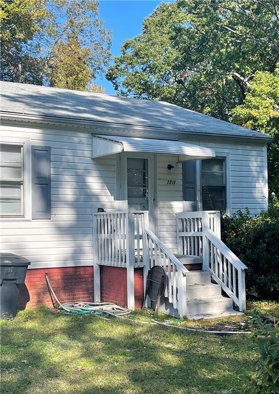 1211 Ava St, Burlington, NC 27215