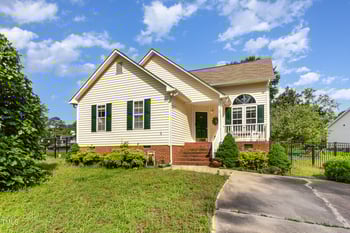 1211 Azalea Dr, Zebulon, NC 27597