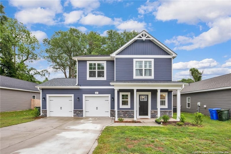 1211 Branson St, Fayetteville, NC 28305