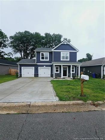 1211 Branson St, Fayetteville, NC 28305