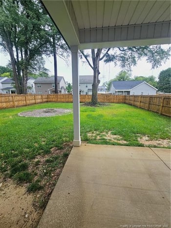 1211 Branson St, Fayetteville, NC 28305