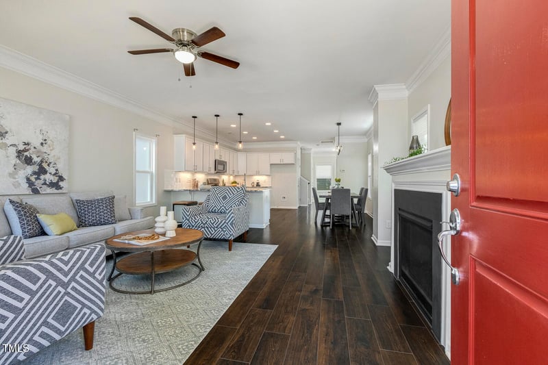 1211 Brown Velvet Ln, Apex, NC 27523