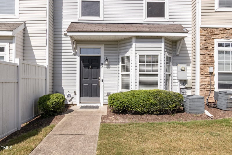 1211 Canyon Rock Ct #103, Raleigh, NC 27610