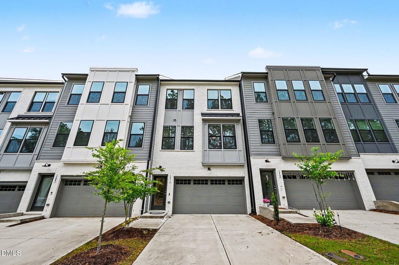 1211 Corkery Ridge Ct, Cary, NC 27519