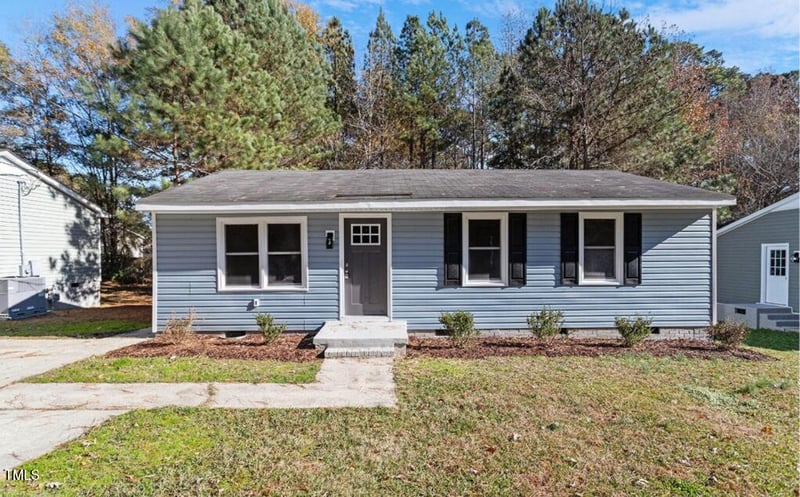 1211 Freeman Dr, Sanford, NC 27330