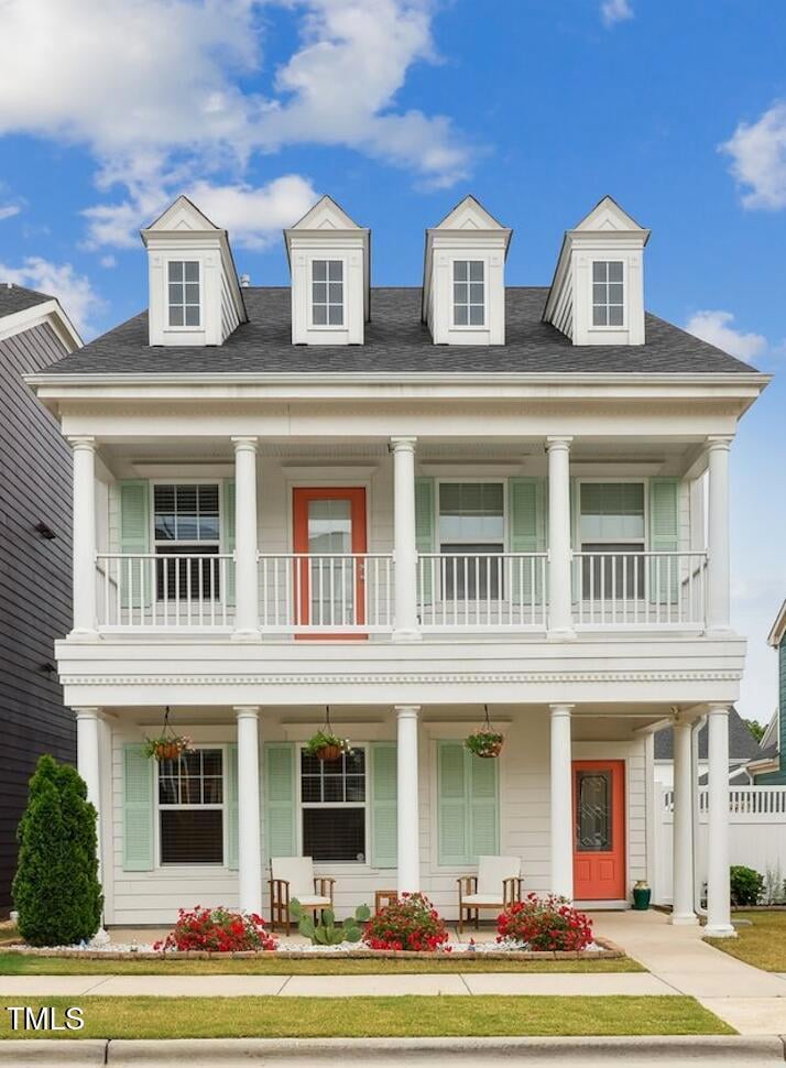 1211 Gloriosa St, Apex, NC 27523