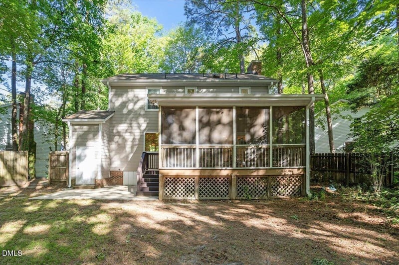 1211 Indian Trl, Apex, NC 27502