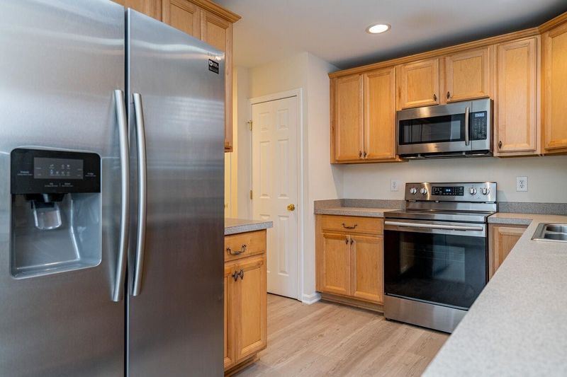 1211 Legacy Greene Ave, Wake Forest, NC 27587