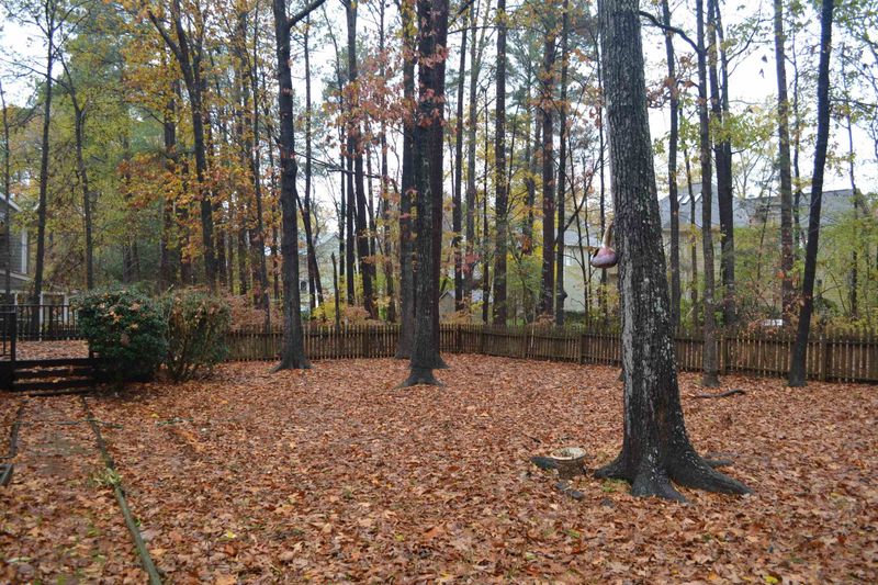 1211 Queensbury Cir, Durham, NC 27713
