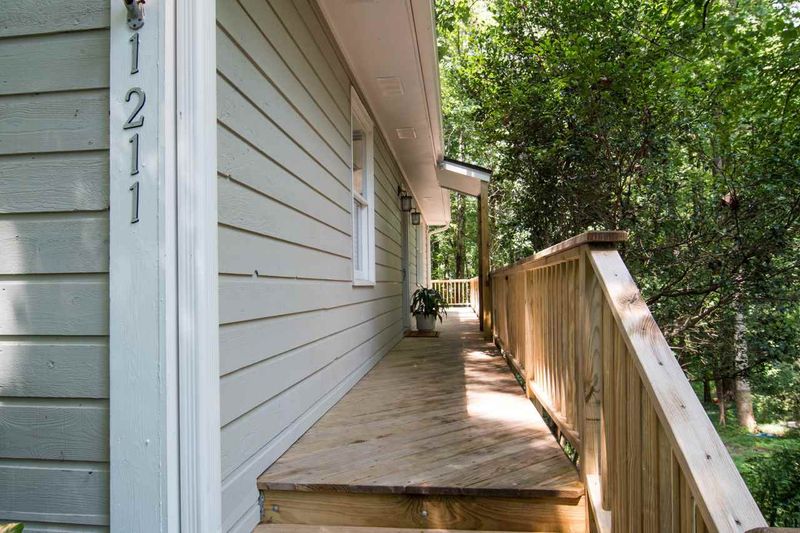 1211 Selwyn Ln, Cary, NC 27511