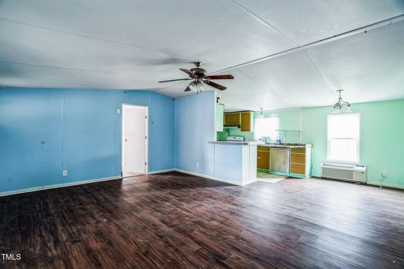 1211 Southern Grace Ln, Raleigh, NC 27603