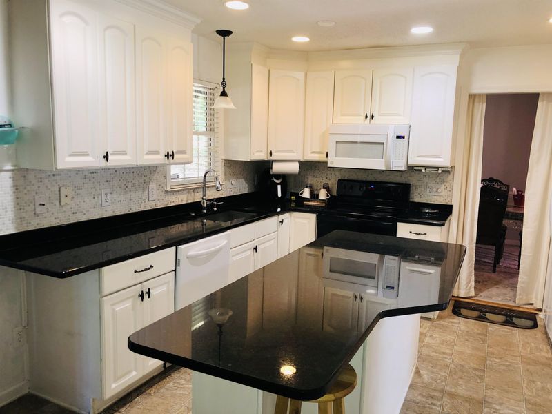 1211 Stapleton Dr, Garner, NC 27529