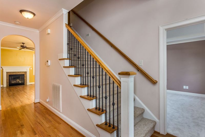 1211 Town Side Dr, Apex, NC 27502