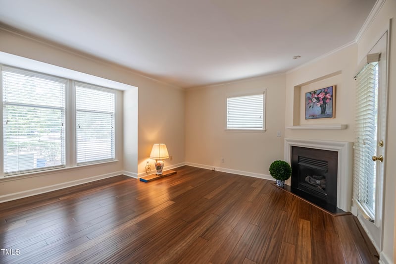 1211 Westview Ln #201, Raleigh, NC 27605