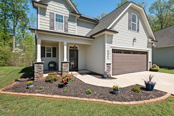 1211 Yellow Wood Dr, Mebane, NC 27302