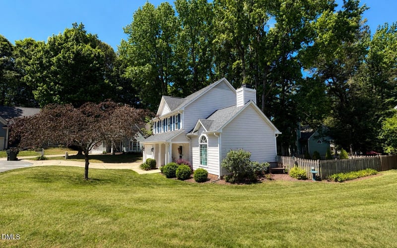 12113 Townmeade Ct, Raleigh, NC 27613