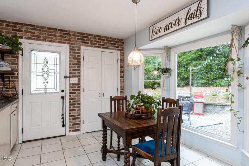 12116 Queensbridge Ct, Raleigh, NC 27613