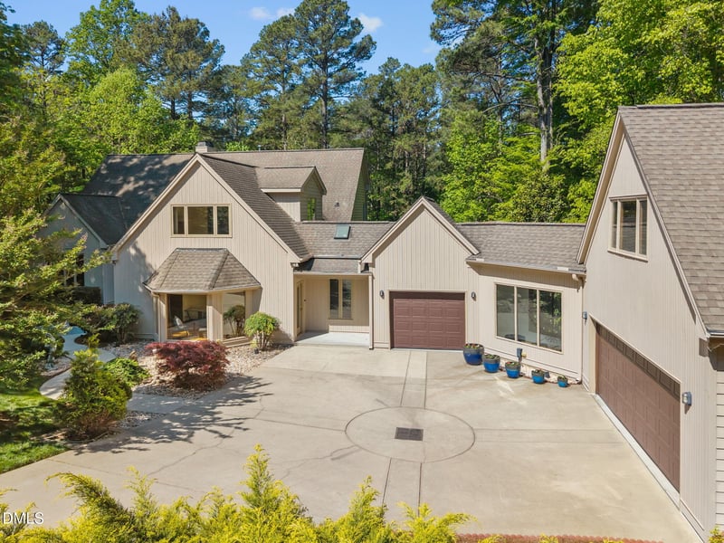 12117 Cliffside Cir, Raleigh, NC 27614