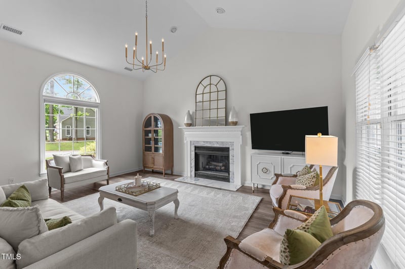 12117 Inglehurst Dr, Raleigh, NC 27613