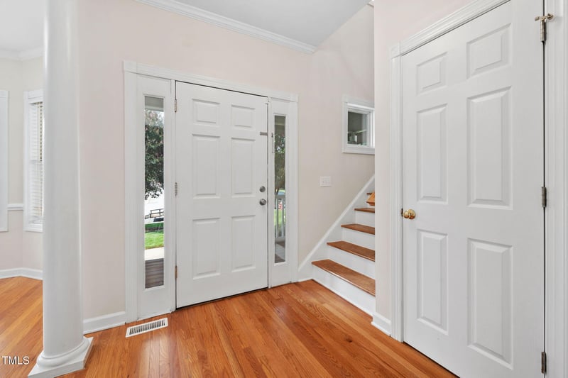 1212 Applethorn Dr, Apex, NC 27502