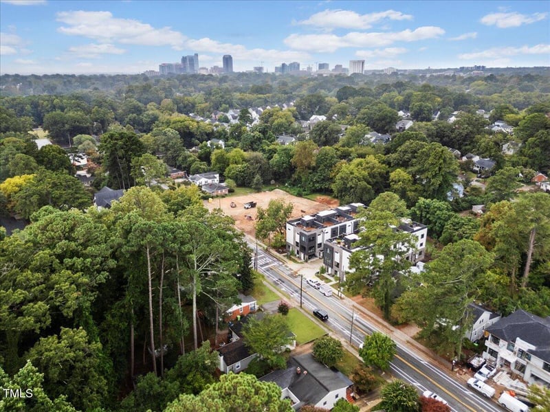 1212 Brookside Dr, Raleigh, NC 27604