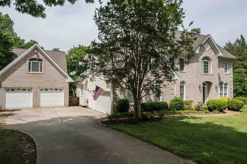 1212 Enchanted Oaks Dr, Raleigh, NC 27606