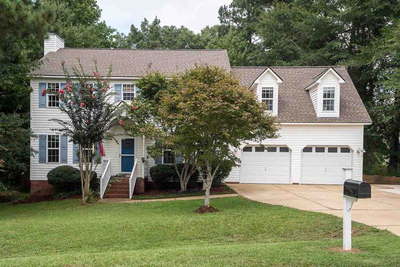 1212 Feldmen Dr, Raleigh, NC 27603