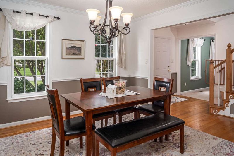 1212 Feldmen Dr, Raleigh, NC 27603