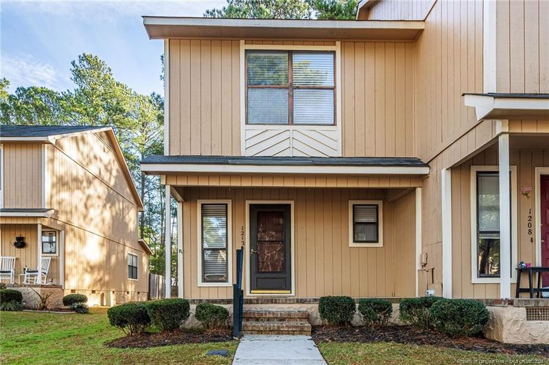 1212 N Forest Dr, Fayetteville, NC 28303