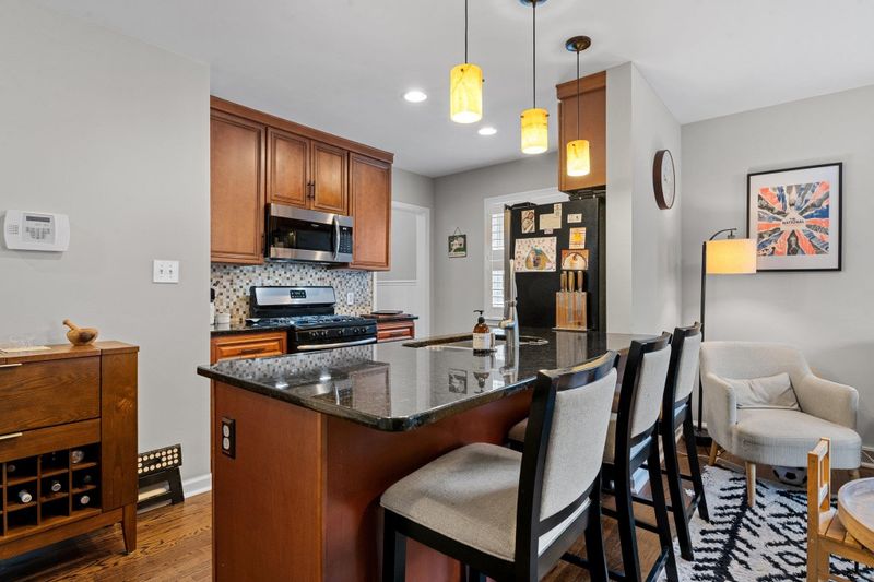 1212 Gatling St, Raleigh, NC 27610