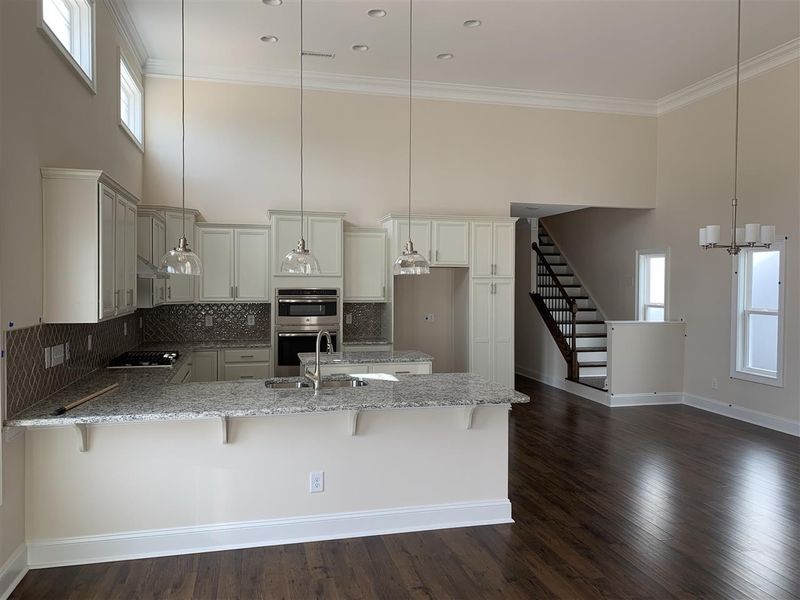 1212 Gloriosa St, Apex, NC 27523