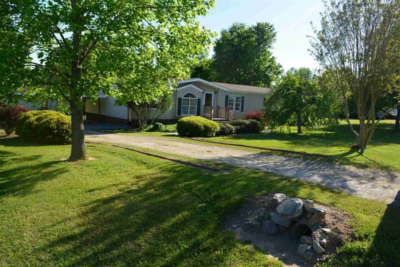 1212 J R Dr, Garner, NC 27529