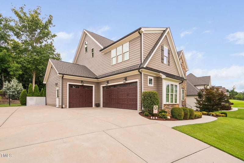 1212 Mackinaw Dr, Wake Forest, NC 27587
