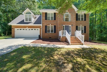 1212 Mallard Creek Ct, Fuquay Varina, NC 27526