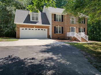 1212 Mallard Creek Ct, Fuquay Varina, NC 27526