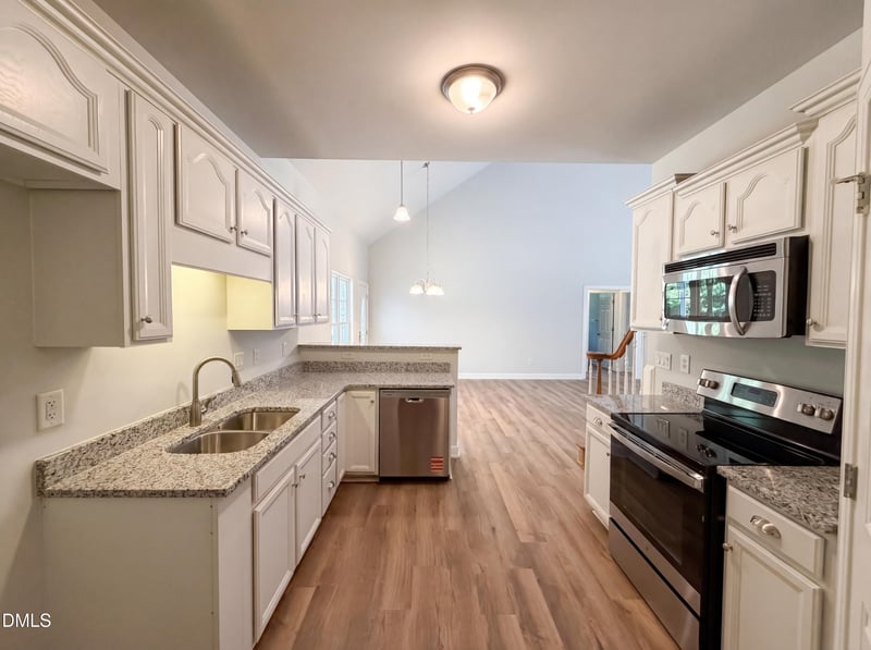 1212 Sagamore Dr, Louisburg, NC 27549