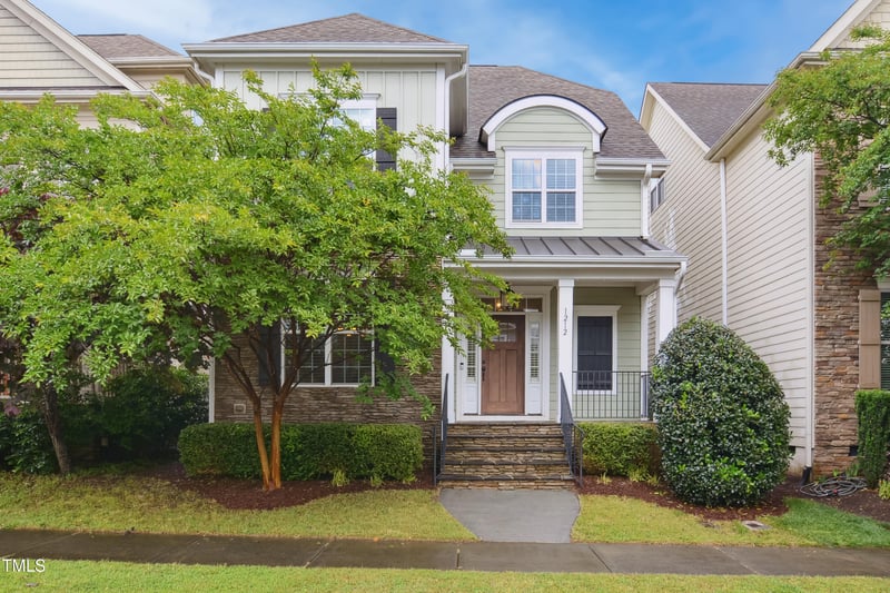 1212 Sand Pine Dr, Cary, NC 27519