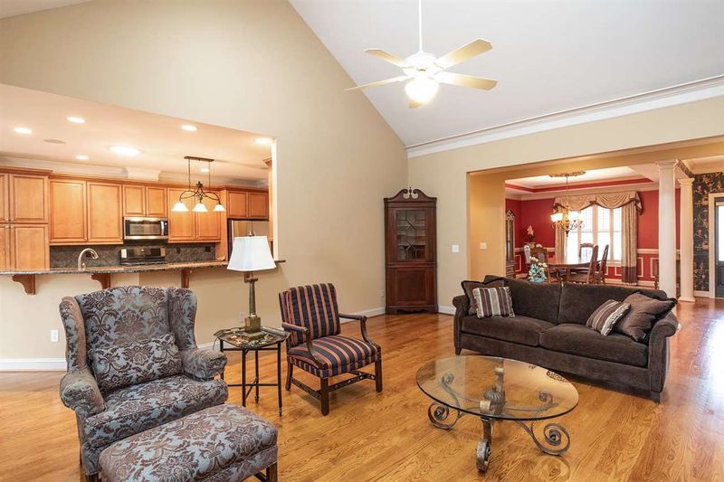 1212 Shining Water Ln, Raleigh, NC 27614