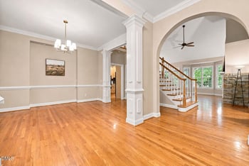 1212 Tacketts Pond Dr, Raleigh, NC 27614
