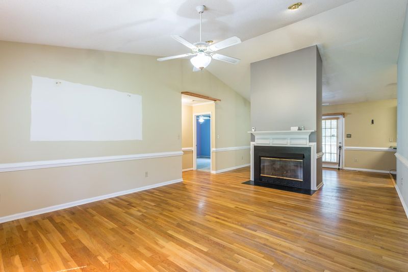 1212 Theodore Ln, Durham, NC 27703